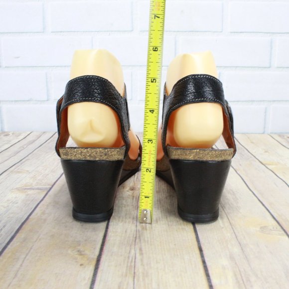 TAOS Carousel 2 Ankle Strap Wedge Sz 39 US 8-8.5 - Picture 5 of 8